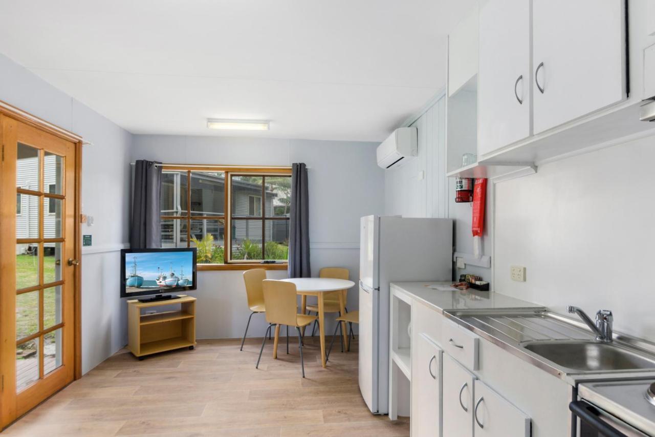 Wairo Beach Holiday Park Tabourie Lake Екстер'єр фото