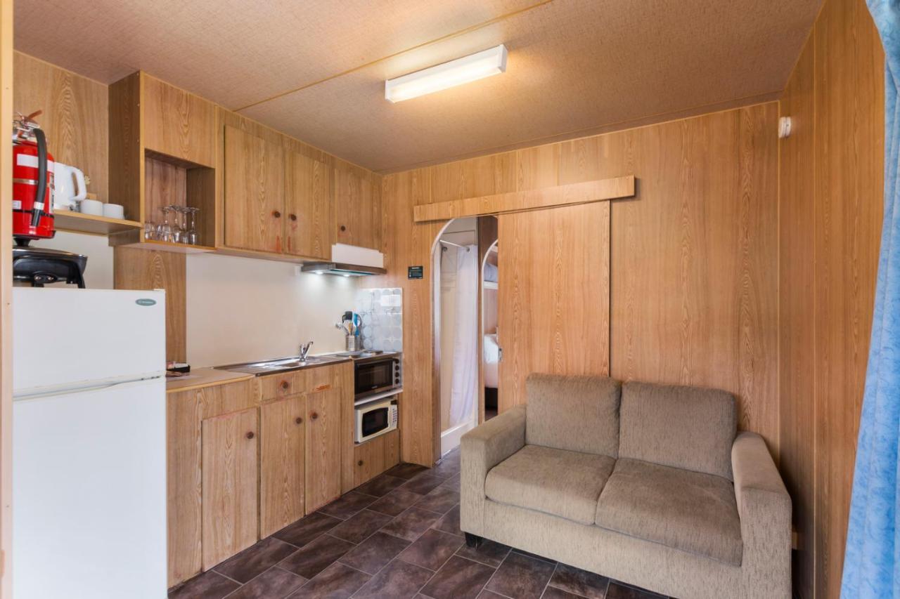 Wairo Beach Holiday Park Tabourie Lake Екстер'єр фото